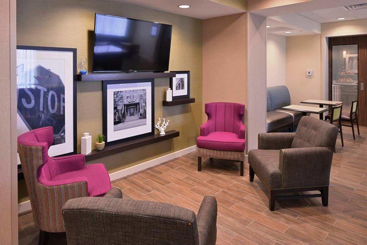Hampton Inn Leavenworth Buitenkant foto